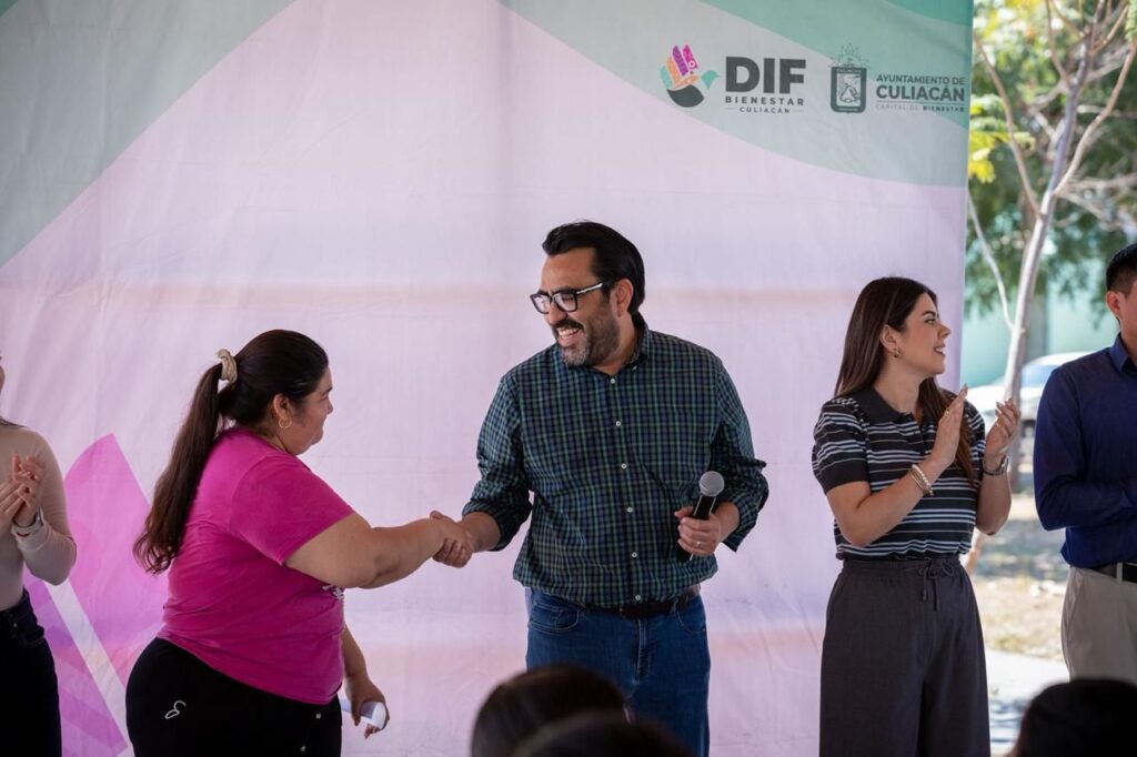 Habitantes de la colonia Villas del Manantial reciben Jornada de Salud y Servicios del DIF Bienestar Culiacán y el Ayuntamiento