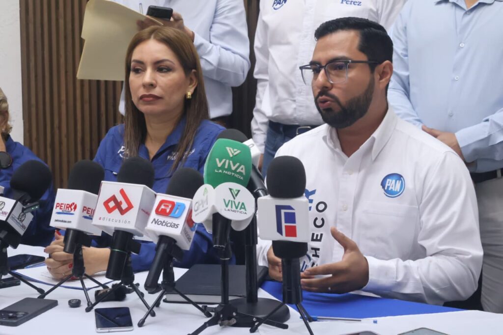 Con el Plan B los morenistas dejan claro que están hambrientos de poder: