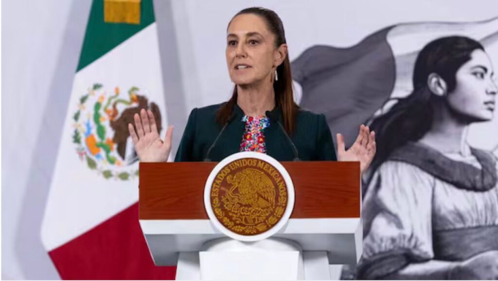 Sheinbaum desestima relanzamiento del PAN y revive críticas a gobiernos pasados