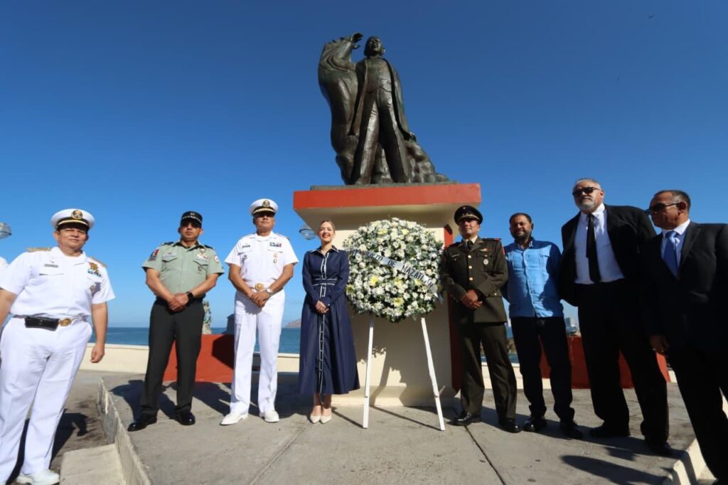 Estrella Palacios encabeza ceremonia cívica por 220 aniversario del natalicio de Benito Juárez