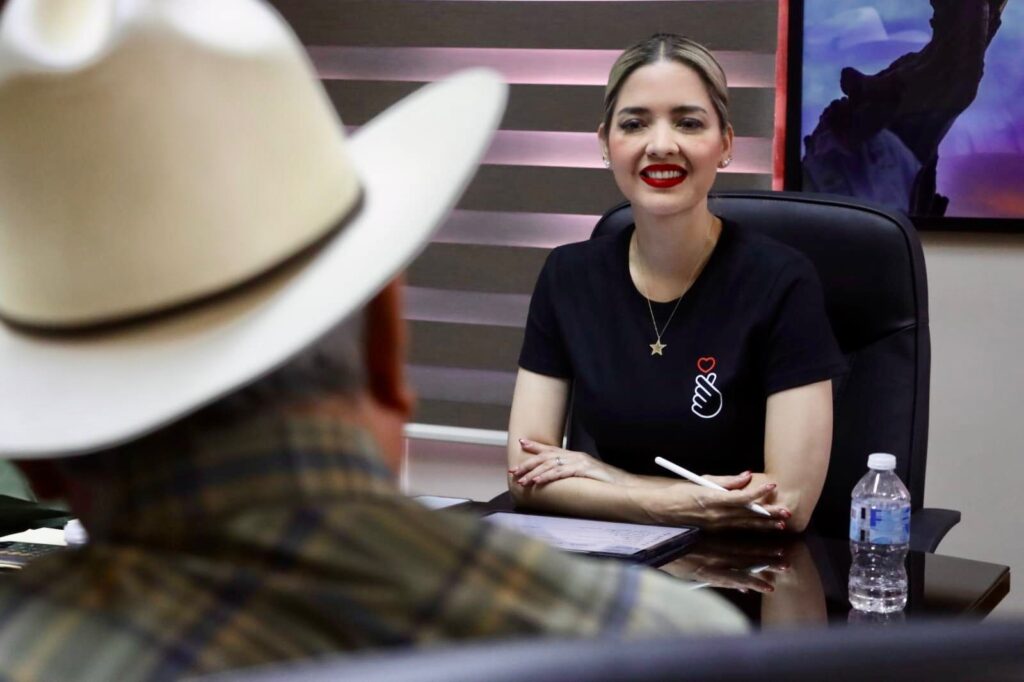 Fortalece Estrella Palacios coordinación con sector ganadero en Mazatlán