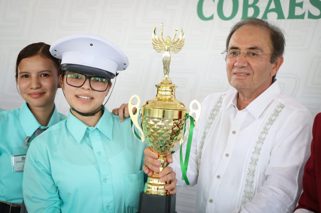 COBAES celebra el civismo con gran encuentro estatal de Escoltas de Bandera y Bandas de Guerra