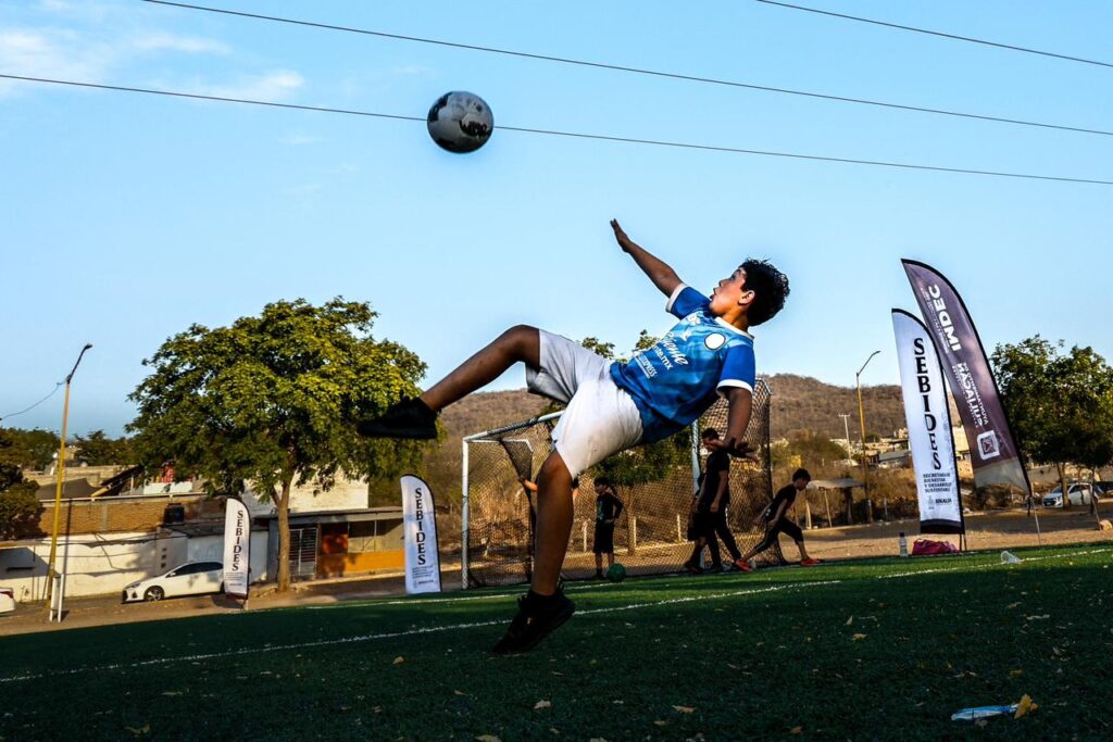 Con éxito, Sinaloa se suma a la Jornada Nacional de Fútbol con actividad en más de 150 canchas