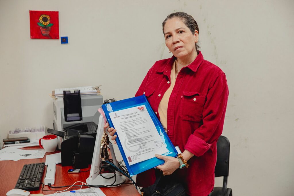 DIF Sinaloa suma 1,422 servicios de certificados, credenciales y emplacamiento para personas con discapacidad a través del CREE