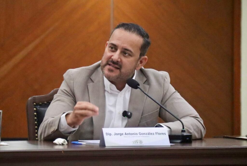 Llama PAN a destrabar iniciativa para regular uso de celulares en escuelas