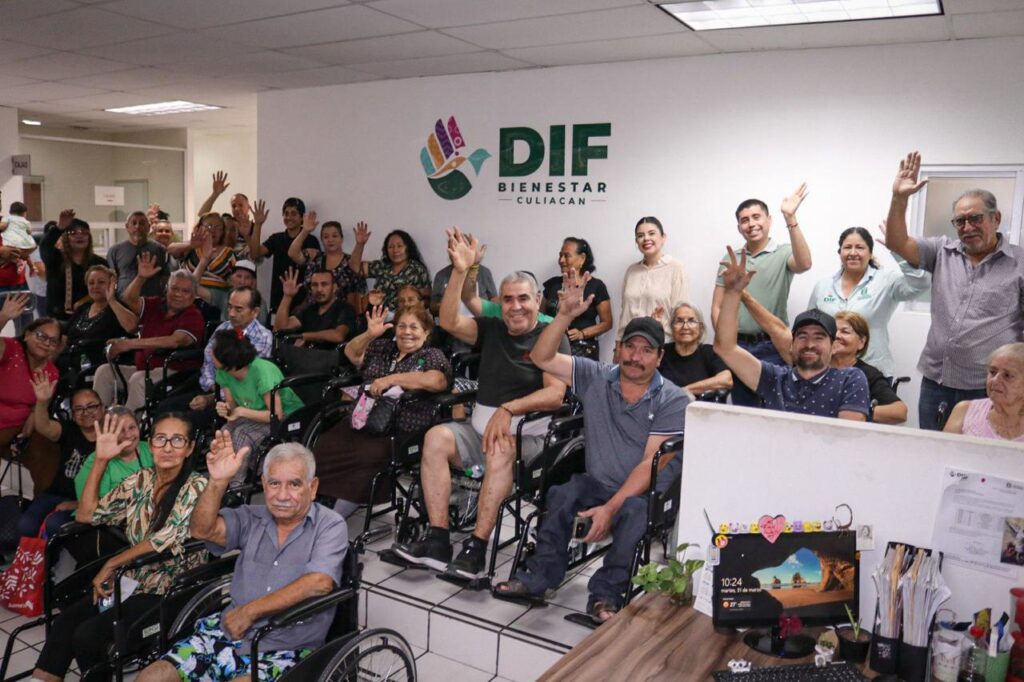 Realiza DIF Culiacán la décima sexta entrega de sillas de ruedas a personas con discapacidad motriz