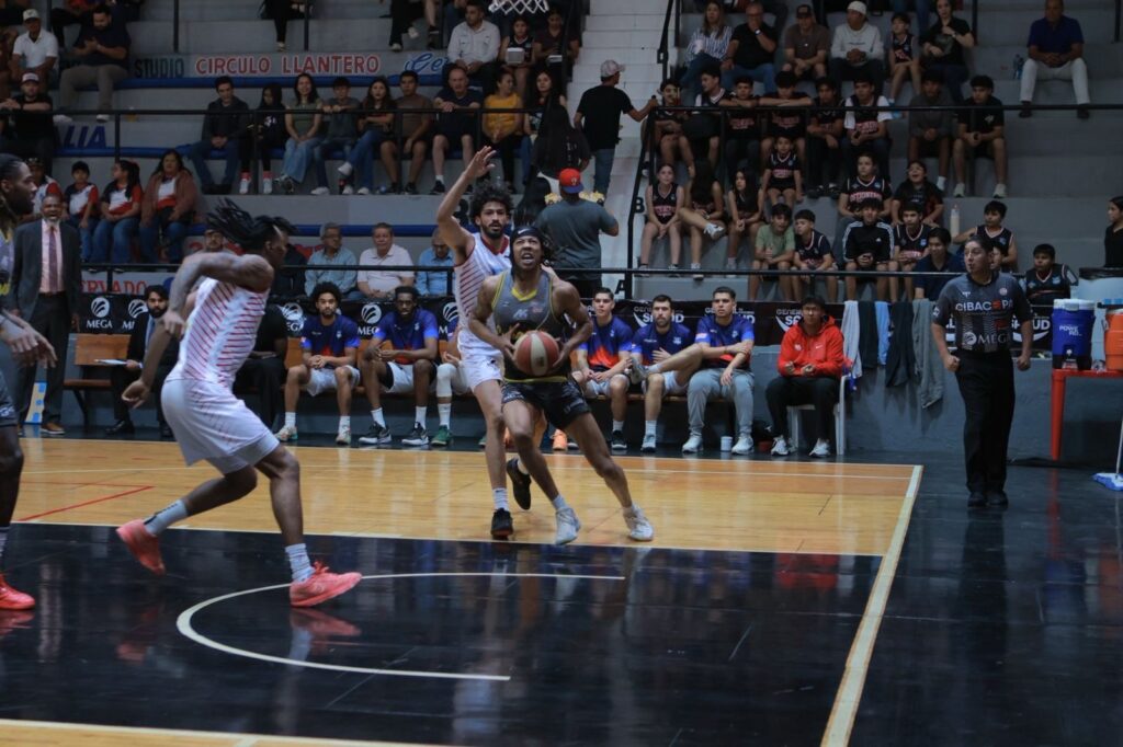 Caballeros de Culiacán suma una derrota más; cae de visita ante Ostioneros de Guaymas.Por: Jesús Alfonso Durán