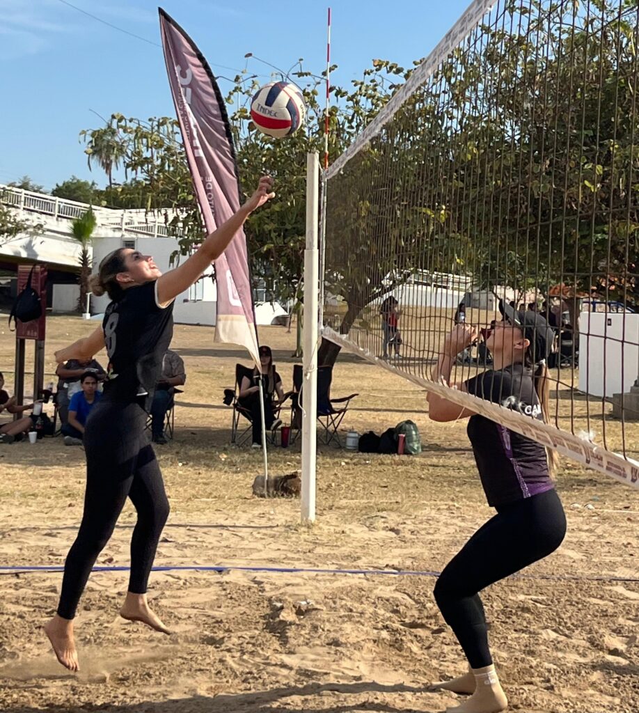 Culminan con éxito torneos de voleibol de playa y tochito bandera del IMDEC Semana Santa 2026