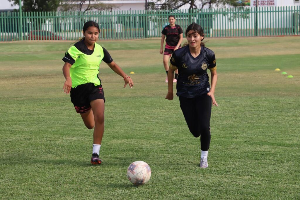 SE PREPARA SINALOA EN FUTBOL FEMENIL SUB 15