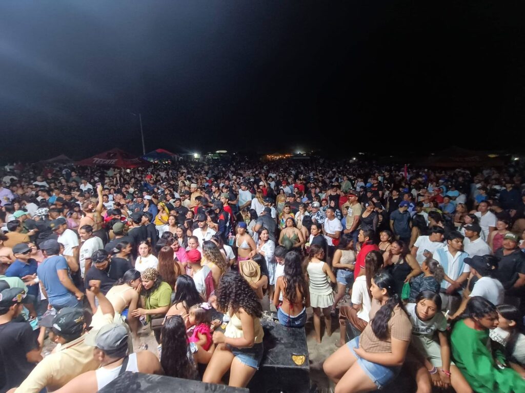 Miles de ciudadanos disfrutan Semana Santa en Rosario con saldo blanco