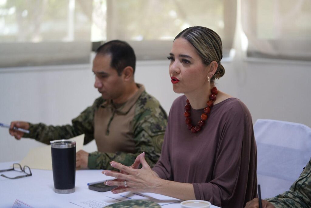 Participa Estrella Palacios en la Mesa Regional para la Construcción de Paz