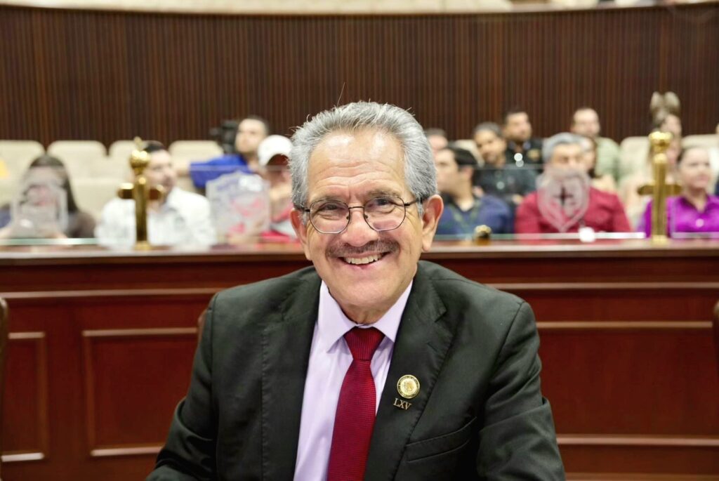 Diputado Manuel de Jesús Guerrero Verdugo, llama a honrar la memoria con acciones en favor de la juventud sinaloense.