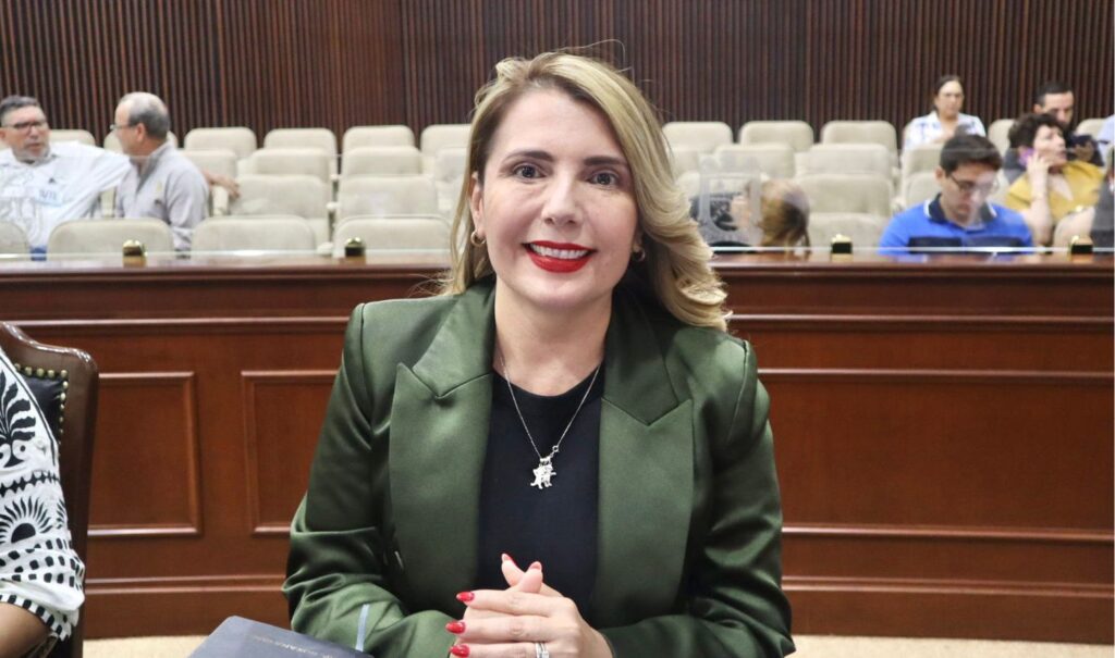 “Morena le está saliendo carísimo a México”: Roxana Rubio critica aumento a la canasta básica