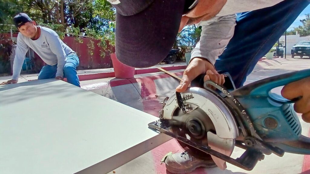 Mejora Gobierno de Mazatlán infraestructura deportiva en la zona rural