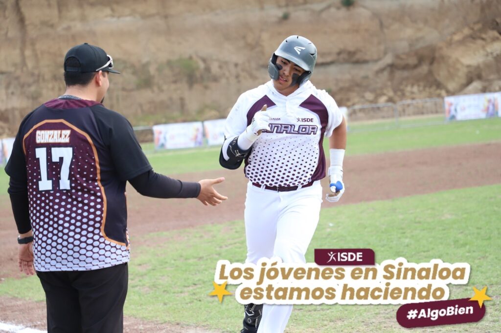 SINALOA REACCIONA Y APALEA EN LA MENOR FEMENIL Y MENOR VARONIL