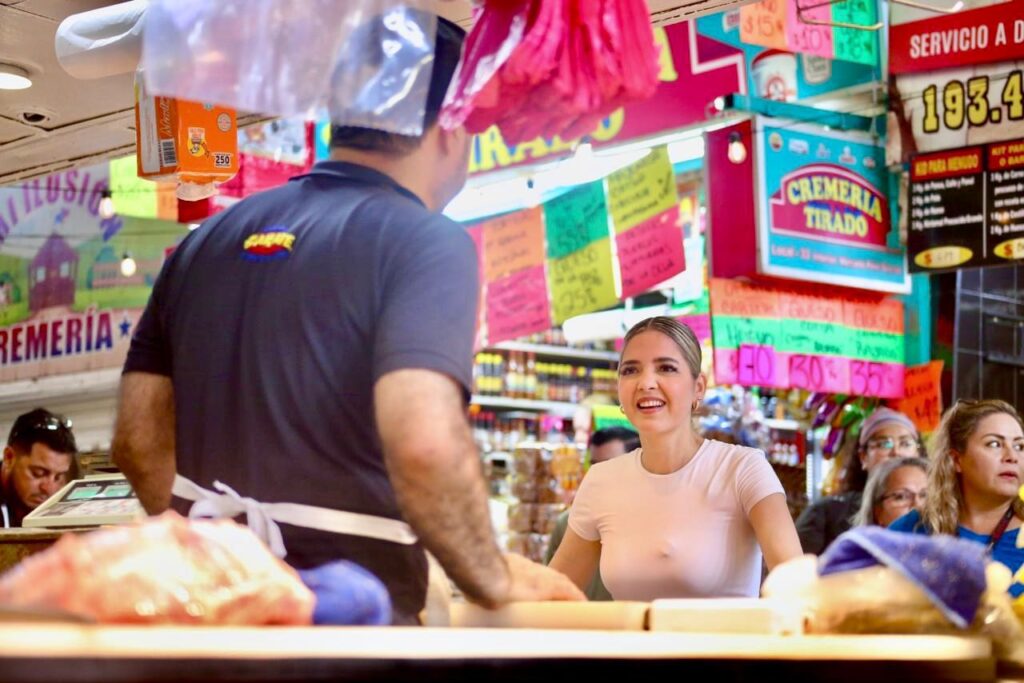 Supervisa Estrella Palacios avance del 75% en la modernización del Mercado Pino Suárez