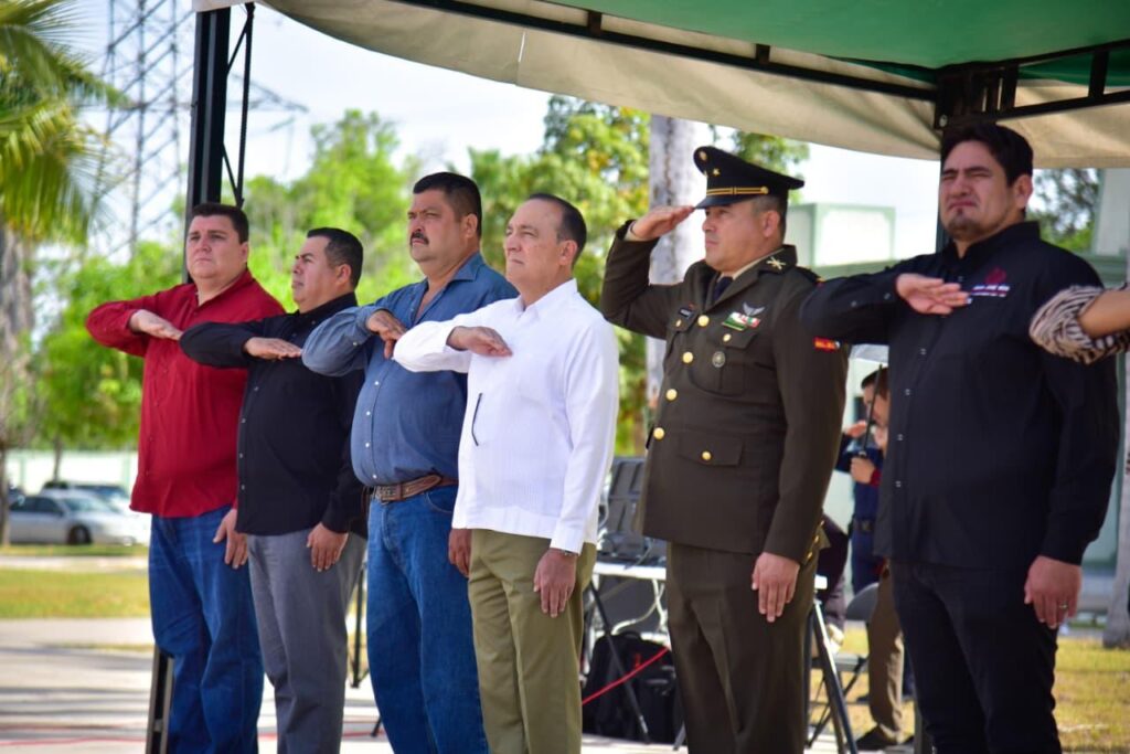 Ahome participa en ceremonia nacional simultánea de Toma de Protesta de Bandera del Servicio Militar Nacional.