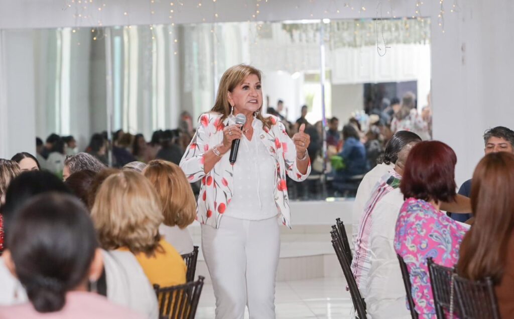 La educación transforma vidas y reconstruye el tejido social: Tere Guerra