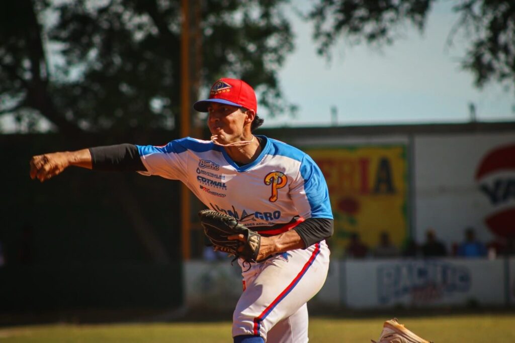 Víctor “Sherman” Castañeda sigue sin aparecer con Venados de Madera; continúa activo en la Clemente Grijalva.Por: …Jesús Alfonso Durán