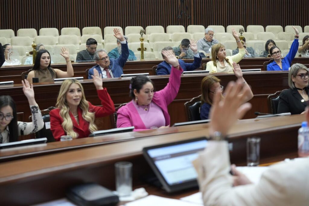 Congreso de Sinaloa aprueba la reestructuración de cuatro de sus Comisiones Permanentes