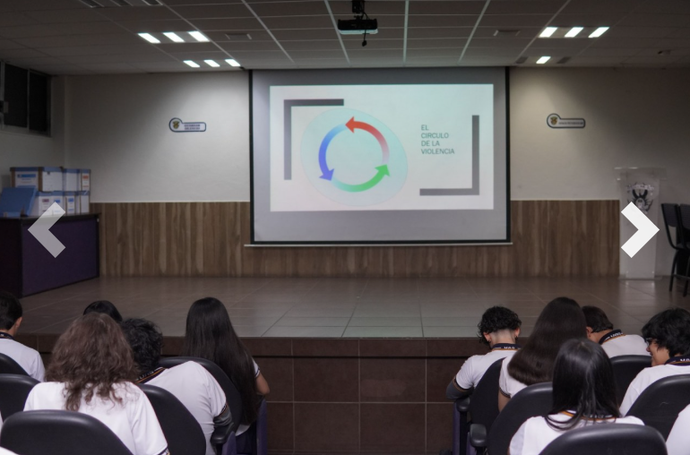 A través de Bienestar Universitario y los Servicios de Salud de Sinaloa, la UAS fortalece la prevención de la violencia en la Preparatoria Emiliano Zapata