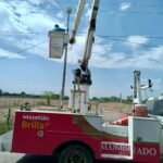 Gobierno de Mazatlán fortalece atención en comunidades rurales con rehabilitación de alumbrado público