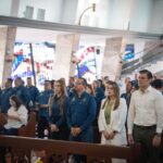 Acompaña Ana Miriam Ramos a STASAC en misa con motivo de su 51 aniversario.