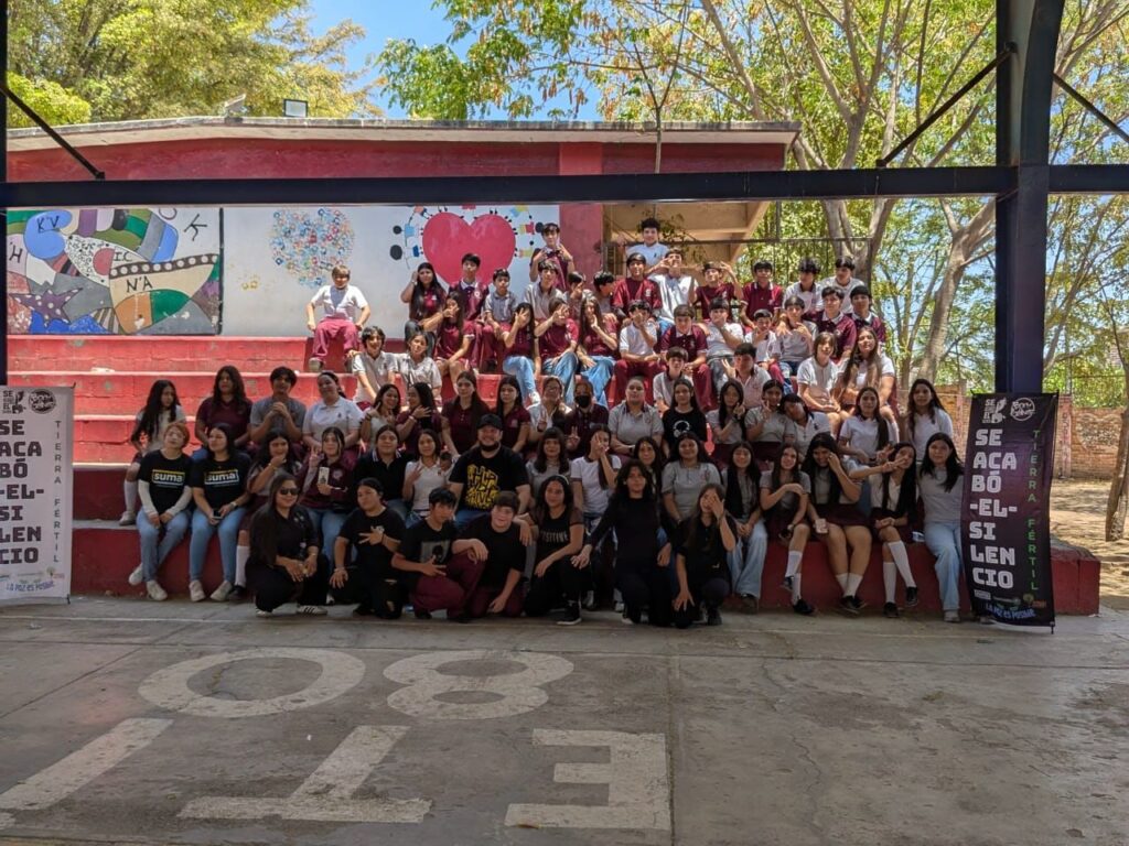 Estudiantes de la Técnica 80 promueven la cultura de paz y el uso responsable de redes sociales