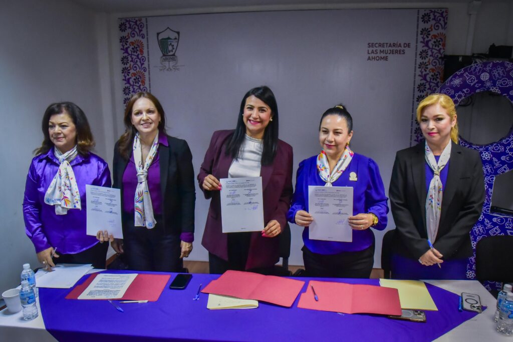 SEMUJERES Ahome y AMEXME firman convenio de colaboración para apoyar emprendimientos femeninos.