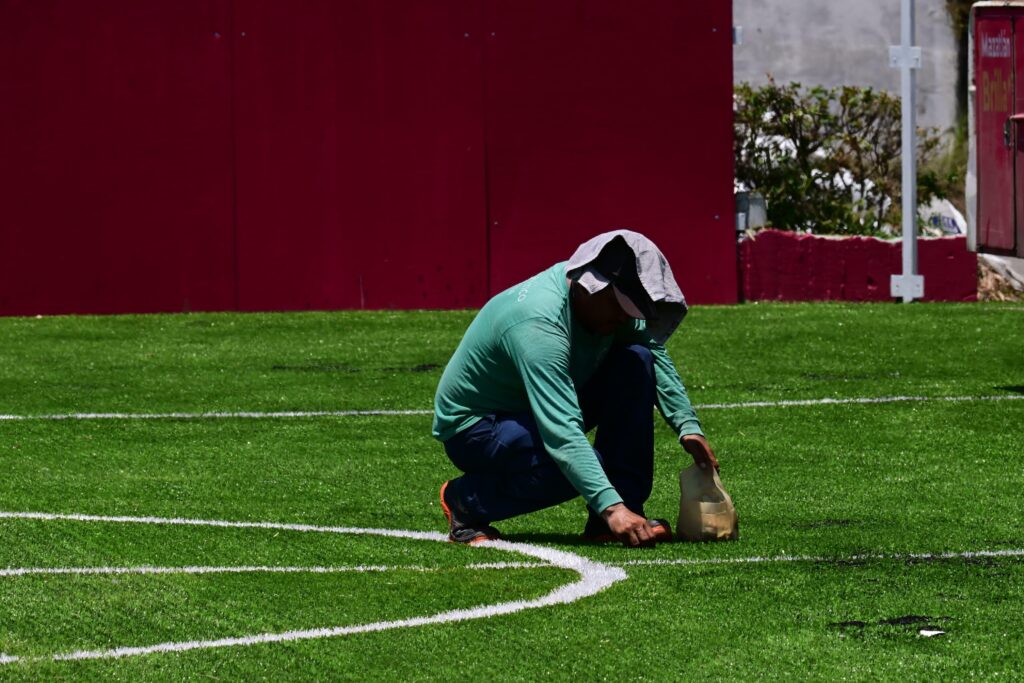 Rehabilitación de cancha Cefurmaz registra un 85 por ciento de avance