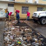 Retiran 1.5 toneladas de basura de rejillas y bocatormentas tras lluvias en Culiacán