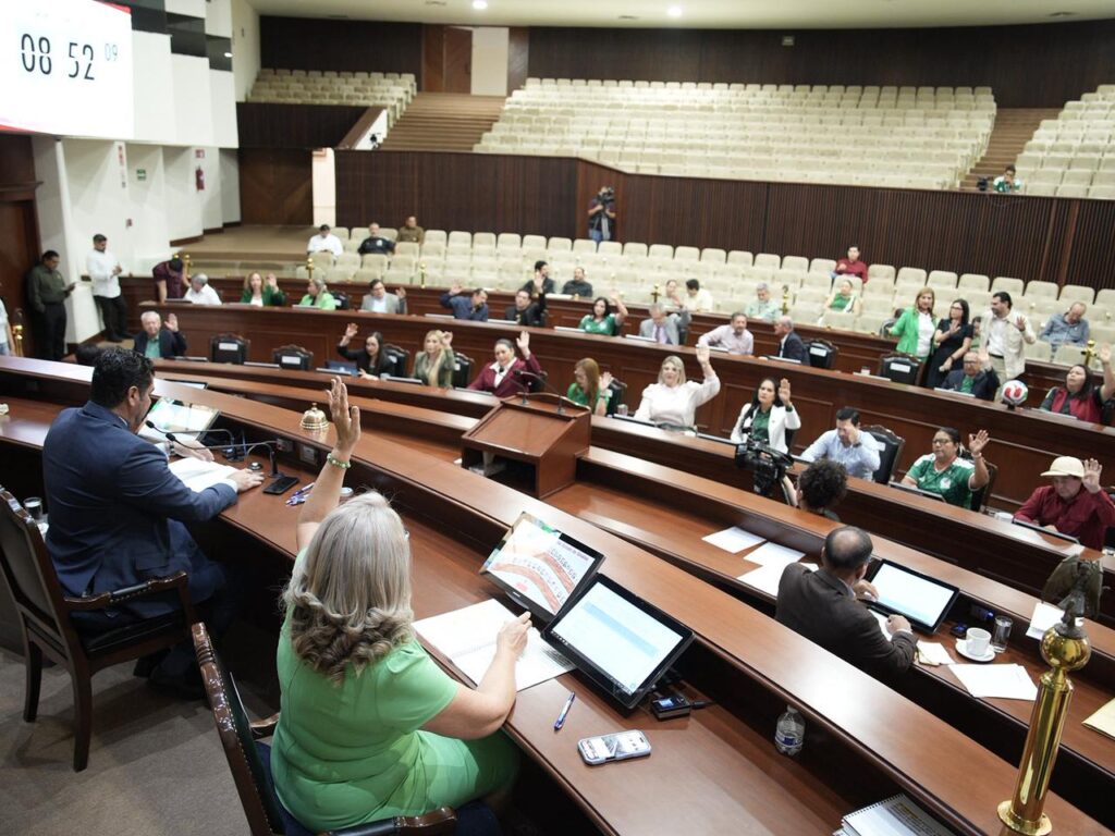 Pleno del Congreso de Sinaloa da lectura a cinco nuevas iniciativas