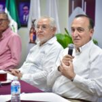 Se reúne Antonio Menéndez con productores de mango; revisan seguridad, producción y exportación de mango.