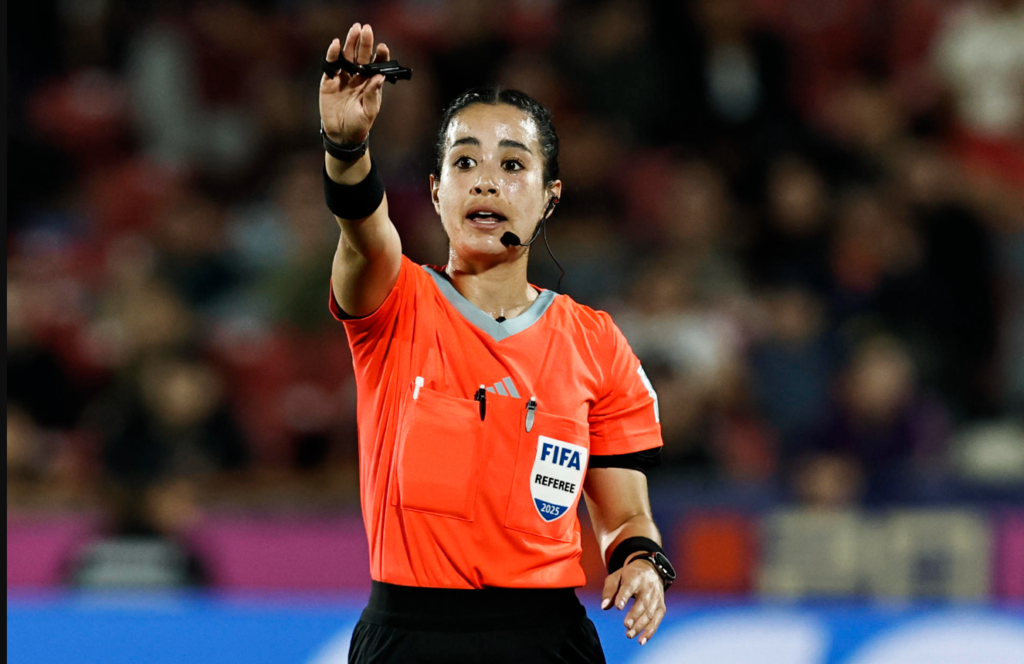 Katia Itzel García será la tercera mujer en arbitrar un partido de un Mundial varonil