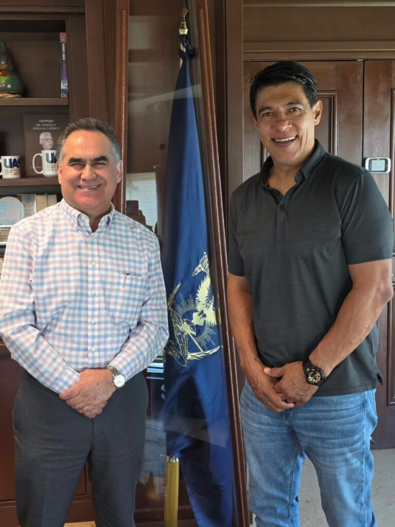 El Rector Jesús Madueña Molina se reúne con “El General” Adán Amézcua, ícono del beisbol, para compartir agenda deportiva que sume a la formación integral en la UAS
