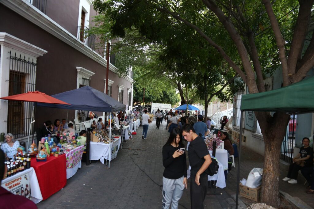 Arte, música y convivencia dieron vida a una nueva edición del Paseo de las Artes