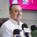Llama Antonio Menéndez a reportar robo de tapas de alcantarillas; involucrados podrían enfrentar consecuencias legales.