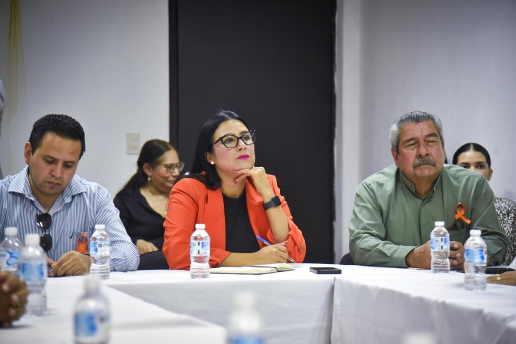 Fortalecen acciones de prevención de la violencia familiar en colonias vulnerables de Ahome.