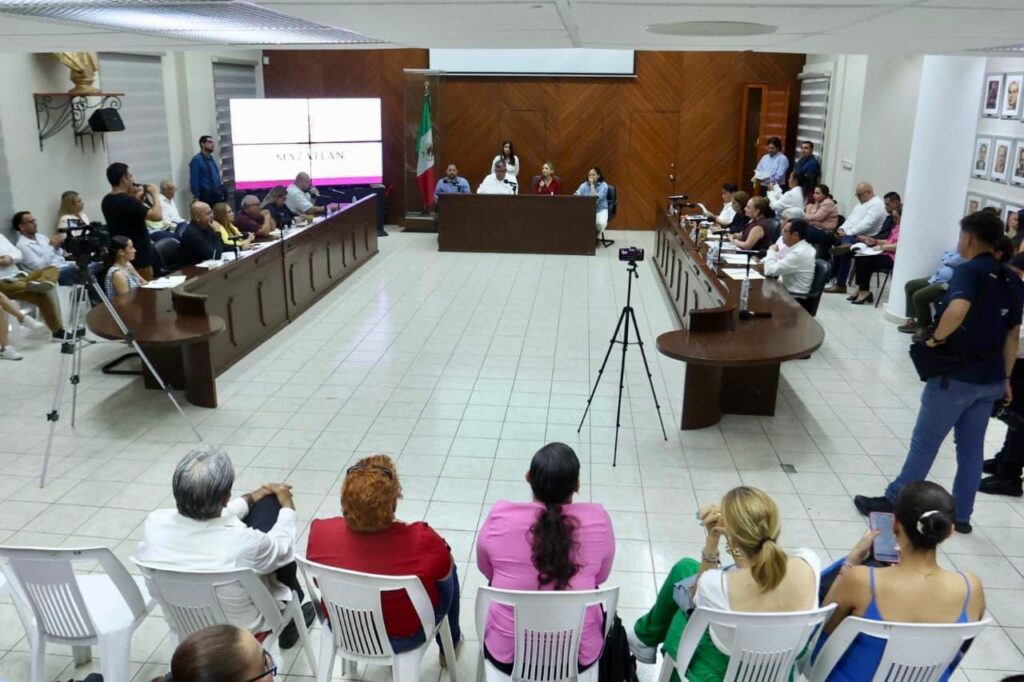 Presenta Tesorería Municipal informe financiero ante el Cabildo de Mazatlán