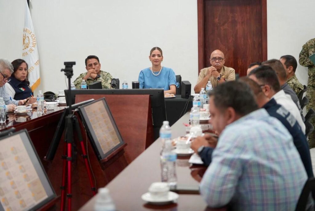 Analizan avances y acciones conjuntas durante Mesa de Construcción de Paz