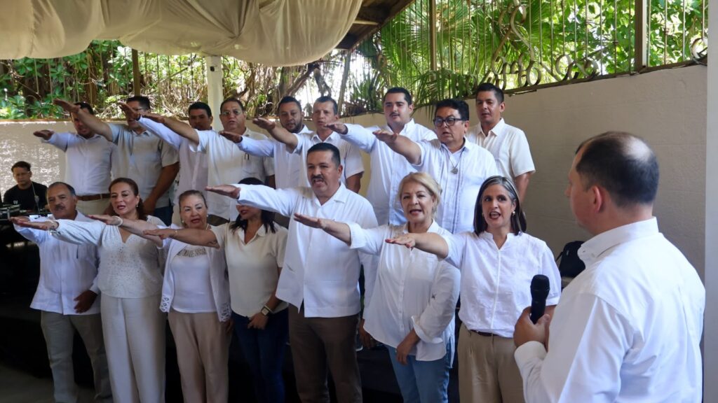 Con un compromiso social y de trabajo por Sinaloa, tomó protesta el nuevo CDM del PAS en Mazatlán.