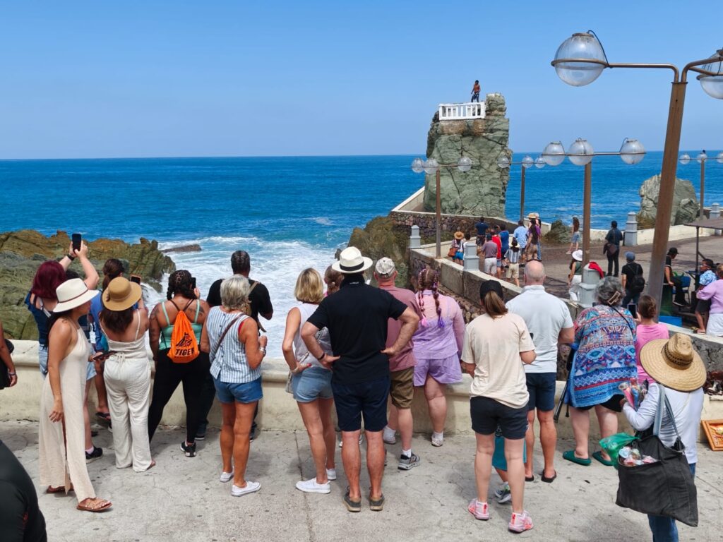 Mazatlán le da la bienvenida a más de 3,800 cruceristas