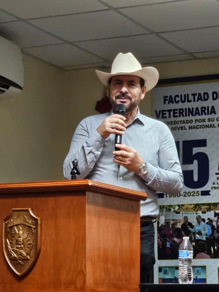 José Alfredo Sáinz Aispuro destaca la alianza con la UAS y el talento de los futuros veterinarios para fortalecer la ganadería en Sinaloa