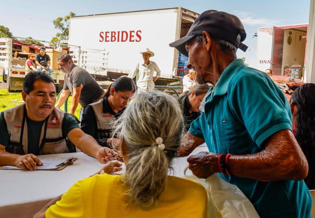 Alimentos, agua y diversos servicios legales y de salud estuvieron al alcance de mas 400 familias de diversas comunidades en Concordia