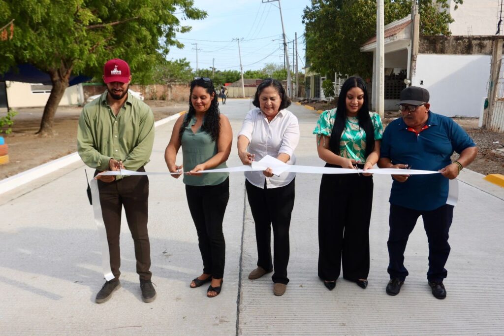 Gobierno de Mazatlán entrega nuevas calles en la Jaripillo y Libertad de Expresión