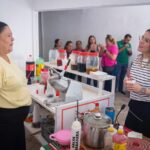 Entrega Ana Miriam Ramos apoyo del programa Mujeres Emprendedoras por el Bienestar a grupo de la sindicatura Villa Adolfo López Mateos