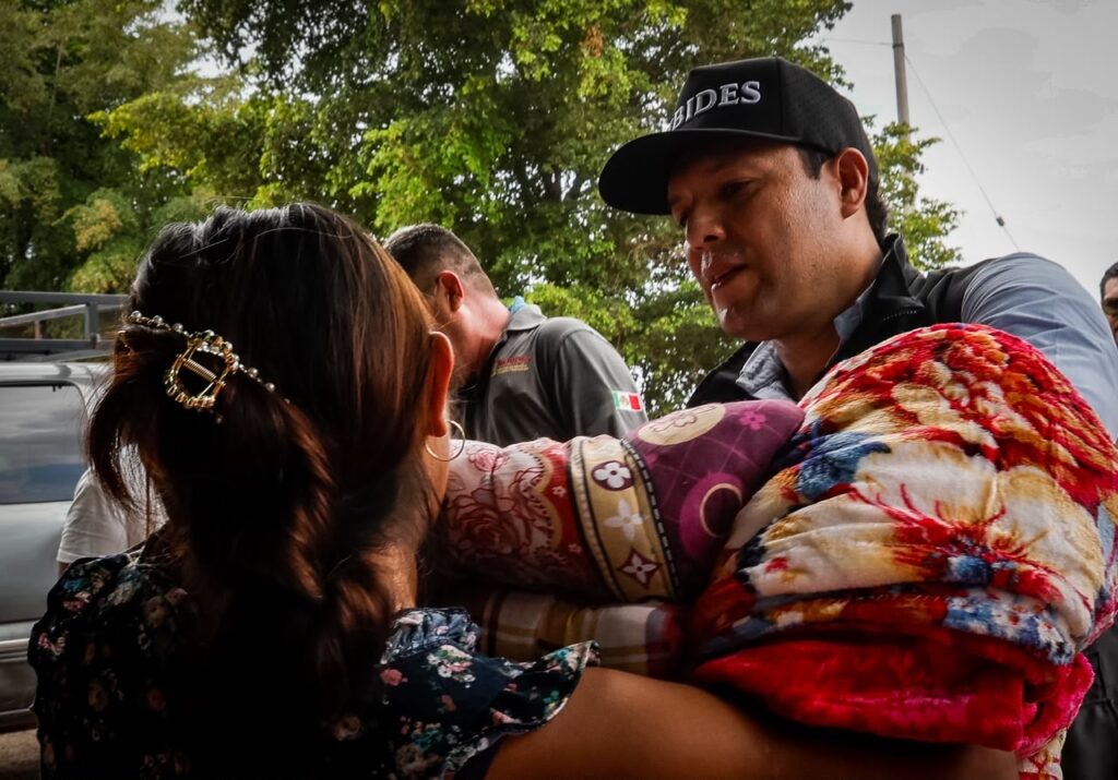SEBIDES lleva apoyos a cerca de 100 familias de la sindicatura de Costa Rica