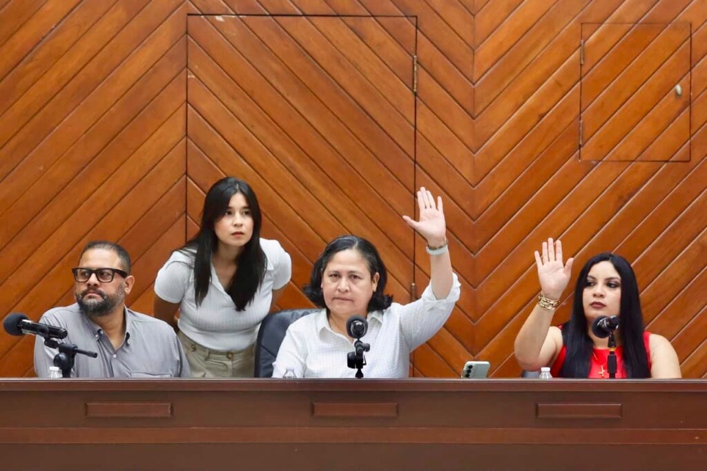 Cabildo de Mazatlán aprueba reformas constitucionales y estímulos fiscales