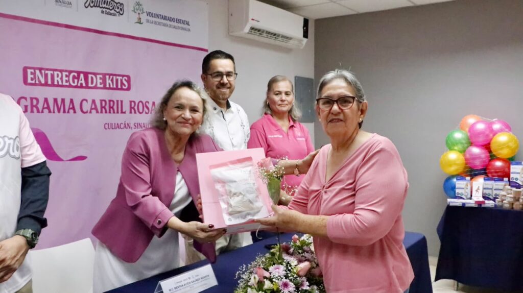 Secretaría de Salud, Voluntariado Estatal y Club Tomateros entregan prótesis mamarias y brasieres porta prótesis a mujeres sobrevivientes de cáncer de mama