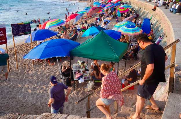 Mazatlán mantiene alta afluencia turística con ocupación hotelera del 90 por ciento y nuevos arribos de cruceros